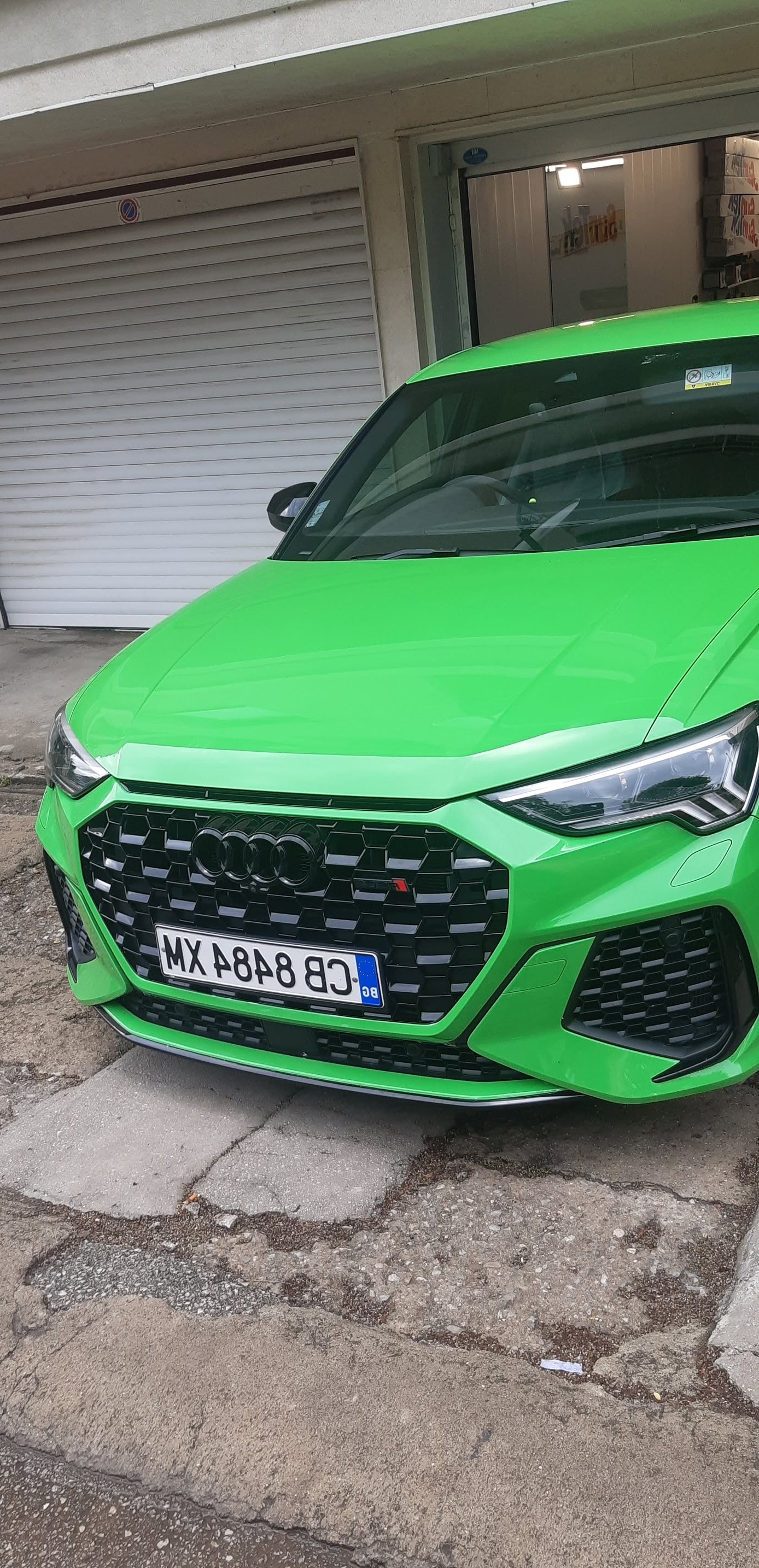 Audi RSQ3 фолио